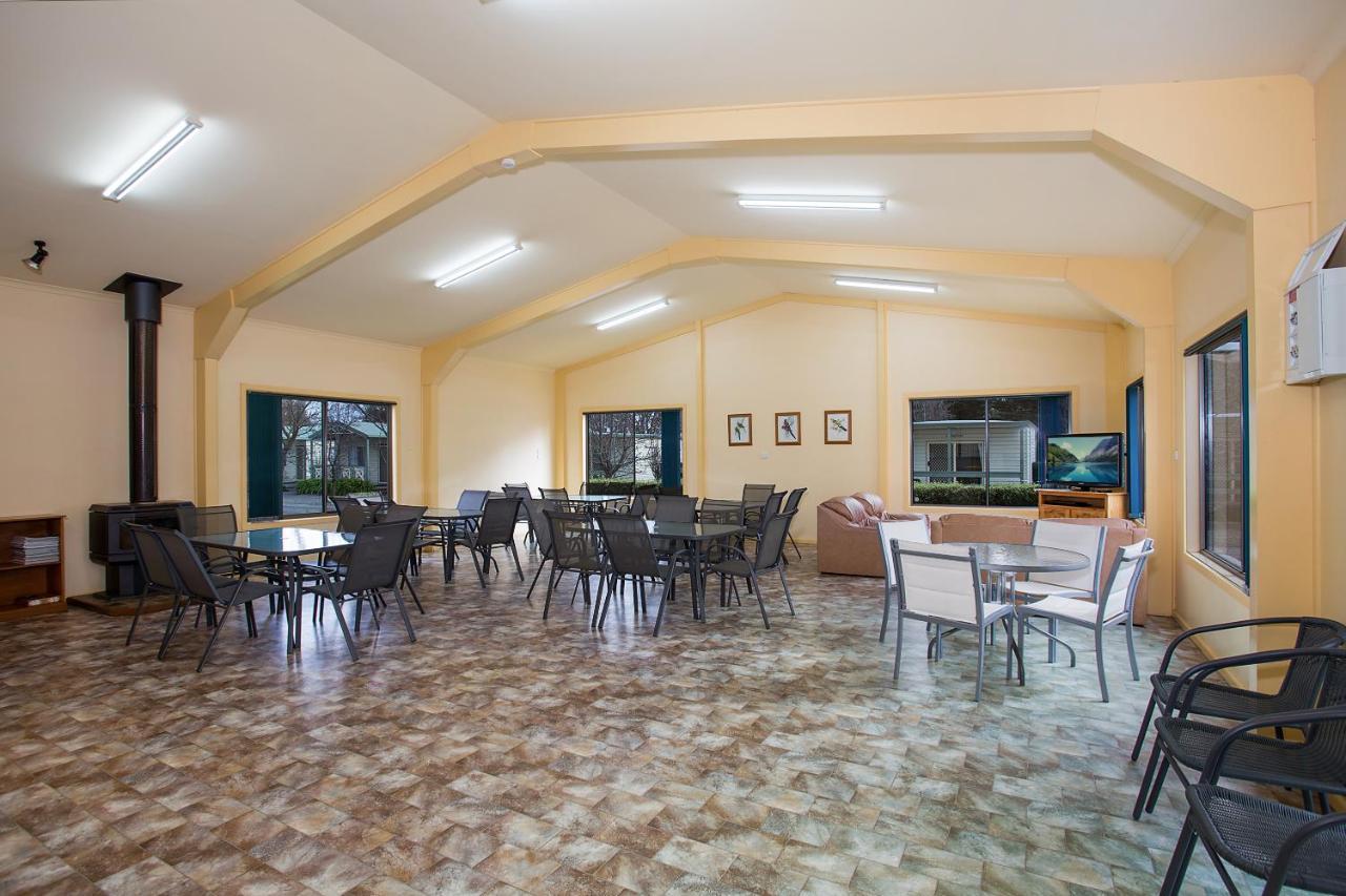 Lake Hamilton Motor Village And Caravan Park 외부 사진